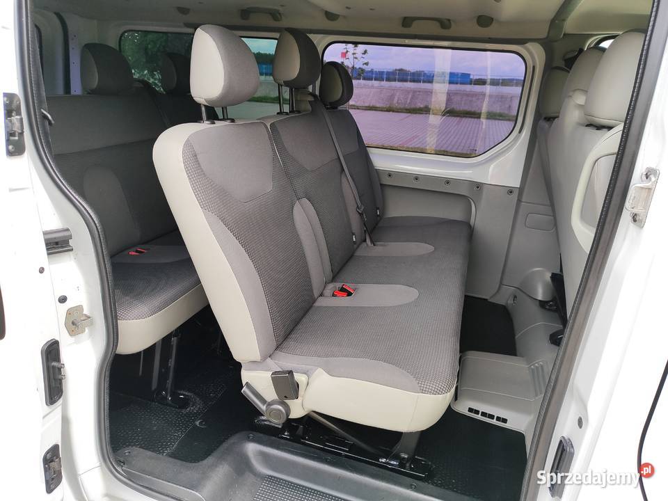 Opel Vivaro Long 9 osób z Niemiec Nawiewy 4/5 Wójtostwo