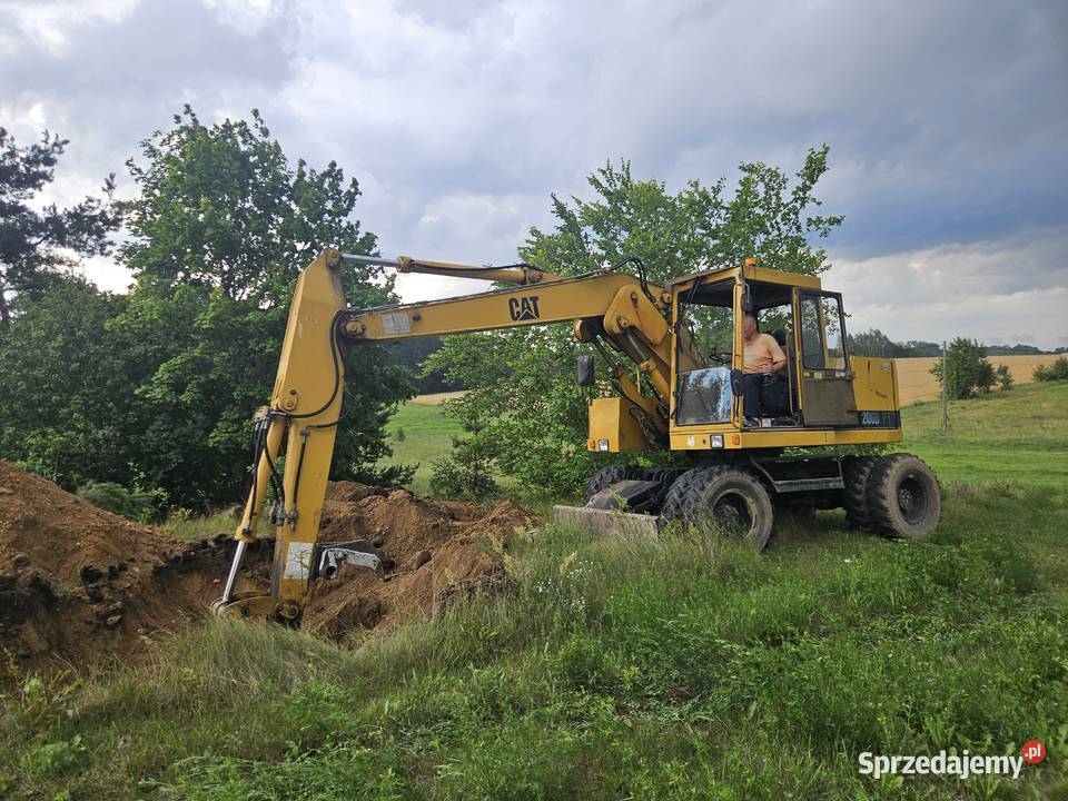 Caterpillar 206b FT nie Zwierzyniec Mały