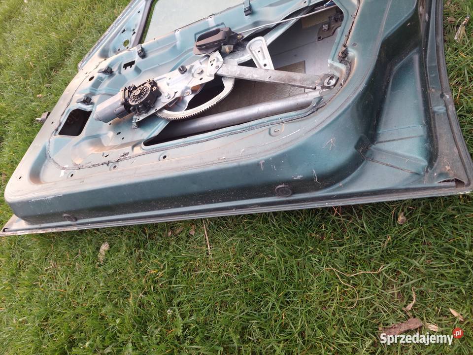 BMW e36 18i sedan 1998 części osobowe opolskie sprzedam
