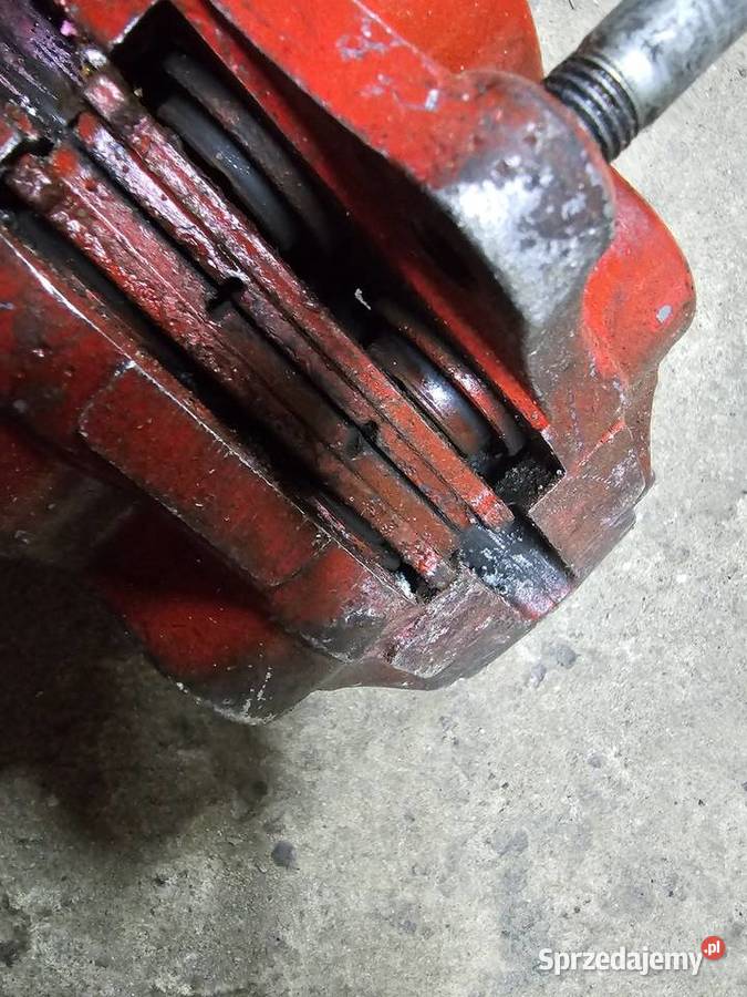 Kawasaki ZZR 600 zacisk lewy prawy przód przedni