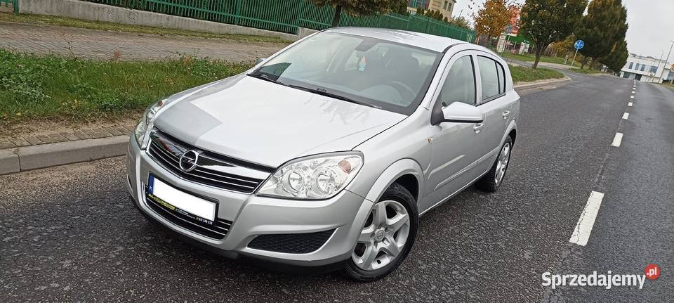 OPEL ASTRA III H 14 90 Stan idealny 100 oryg manualna Opel Lubawa