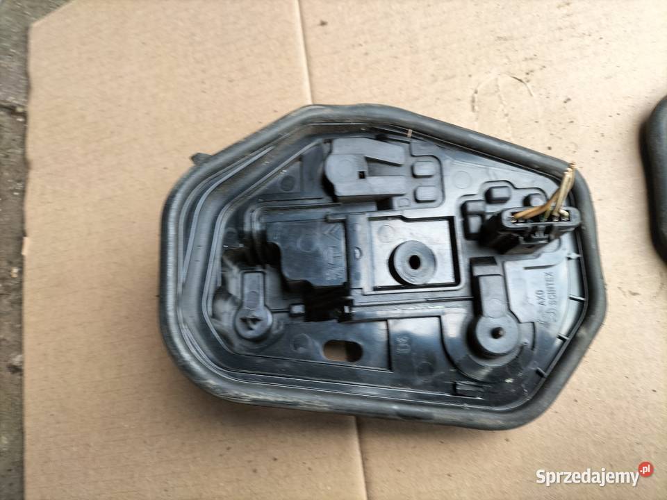 PEUGEOT 206 WKŁAD TYLNEJ LAMPY LEWY PRAWY Kamień-Kolonia