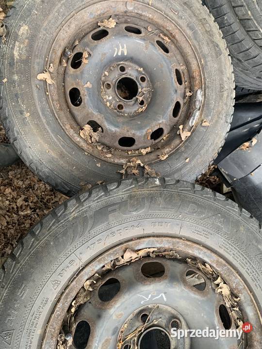 Felgi stalowe golf 5 golf 4 opony zimowe Radom