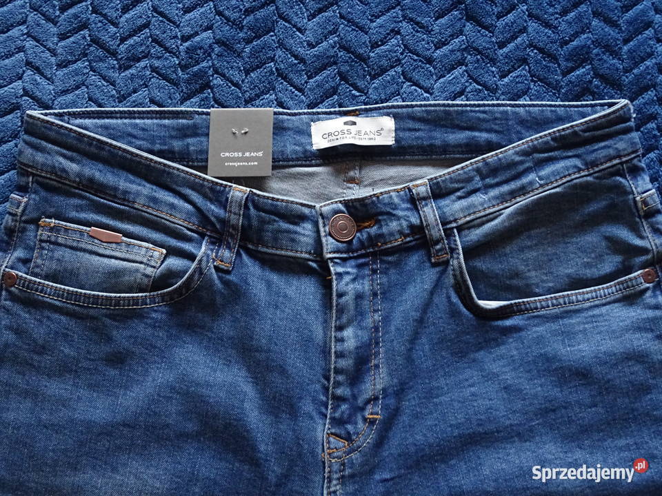 NOWE męskie spodnie jeansowe CROSS JEANS 3134 sprzedam