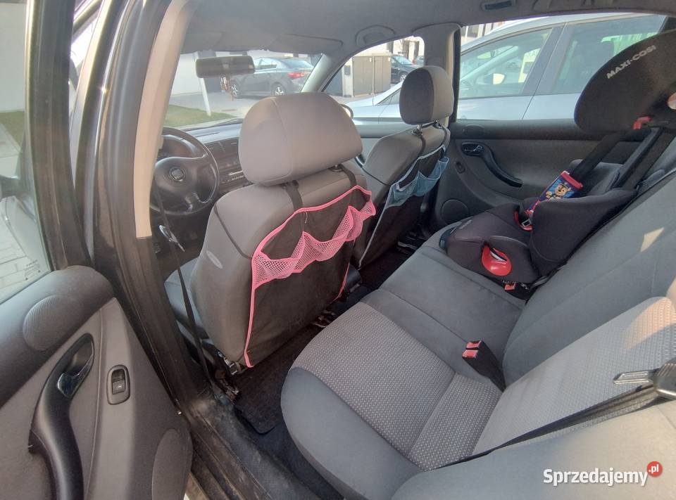 Seat Toledo II z 2003 roku z polskiego salonu Rok produkcji 2003 Wrocław