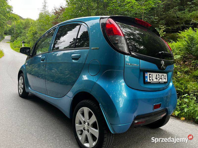 Lampa tylna Peugeot IOn Mitsubishi IMieV Citroen Krosno sprzedam