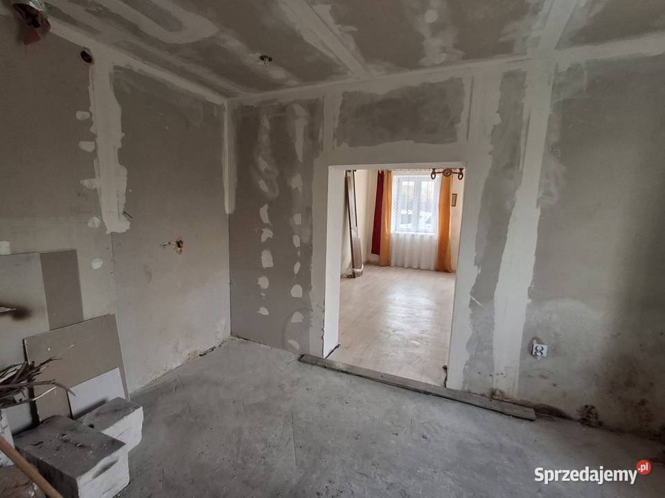 Sprzedam kamienicę z 2 niezależnymi mieszkaniami balkon sprzedam