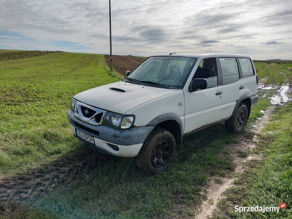 Nissan Terrano 27 diesel 100 przebieg 11KM świętokrzyskie
