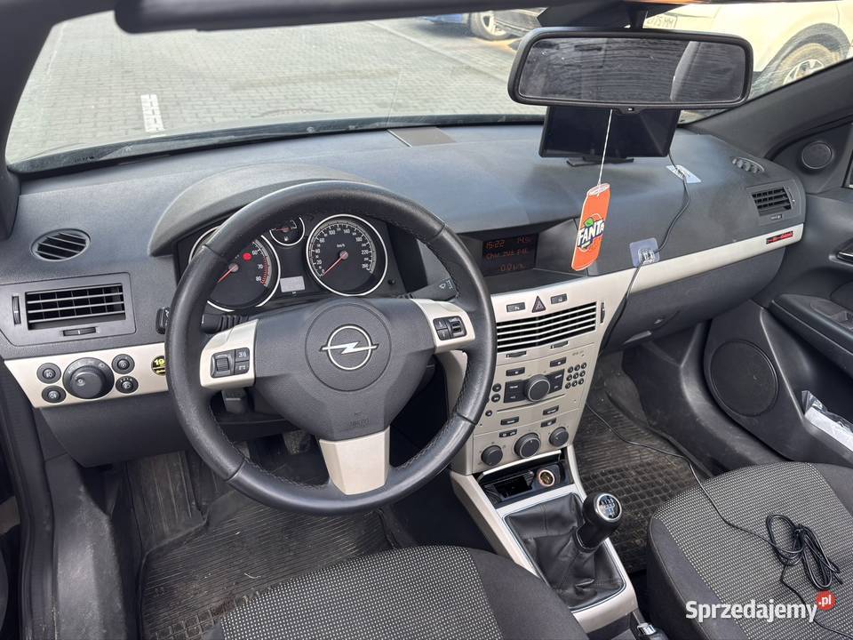 Opel Astra H cabrio 16 benzyna 2007 kabriolet Warszawa