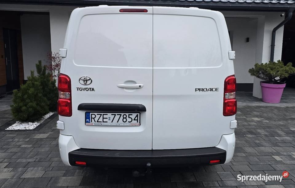 TOYOTA PROACE FV 20 blueHDI 150 Salon Łańcut