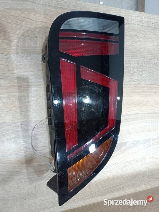VW UP LIFT 1622 LAMPA PRAWA TYŁ 1S0945096J TYLNA Przemęt