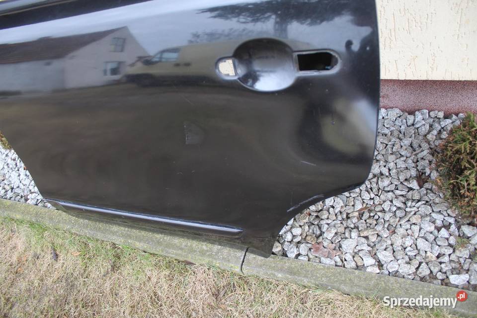 DRZWI LEWY TYŁ TYLNE Z11 NISSAN NOTE E11