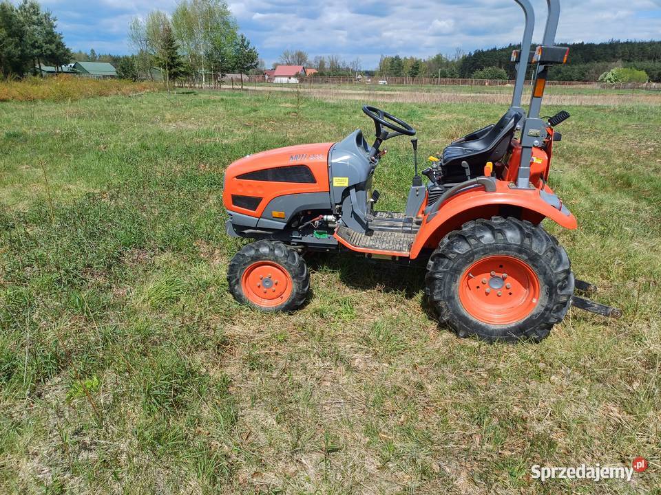 ciągnik traktor traktorek ogrodowy kioti ck22 Łapanów