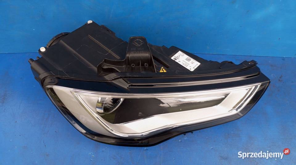 Reflektor Przód strona prawa Audi A3 S3 8V Nowy Tomyśl