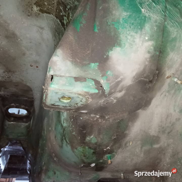 Audi 80 Coupe Cabrio Wspornik skrzyni Łapa Dębica