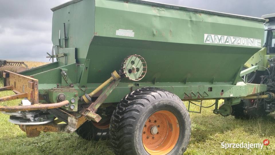 Rozsiewacz wapna Amazone Zgb 1001 Wąwelno