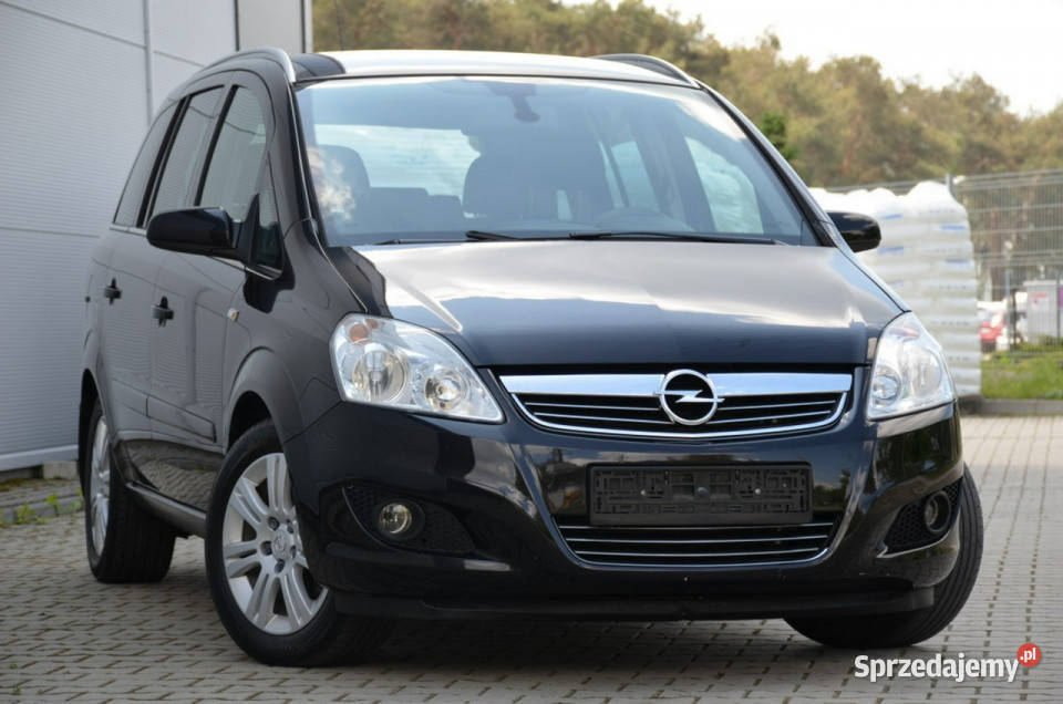 Opel Zafira Czarna Cosmo Opłacona 18i Lift światła przeciwmgielne łódzkie sprzedam