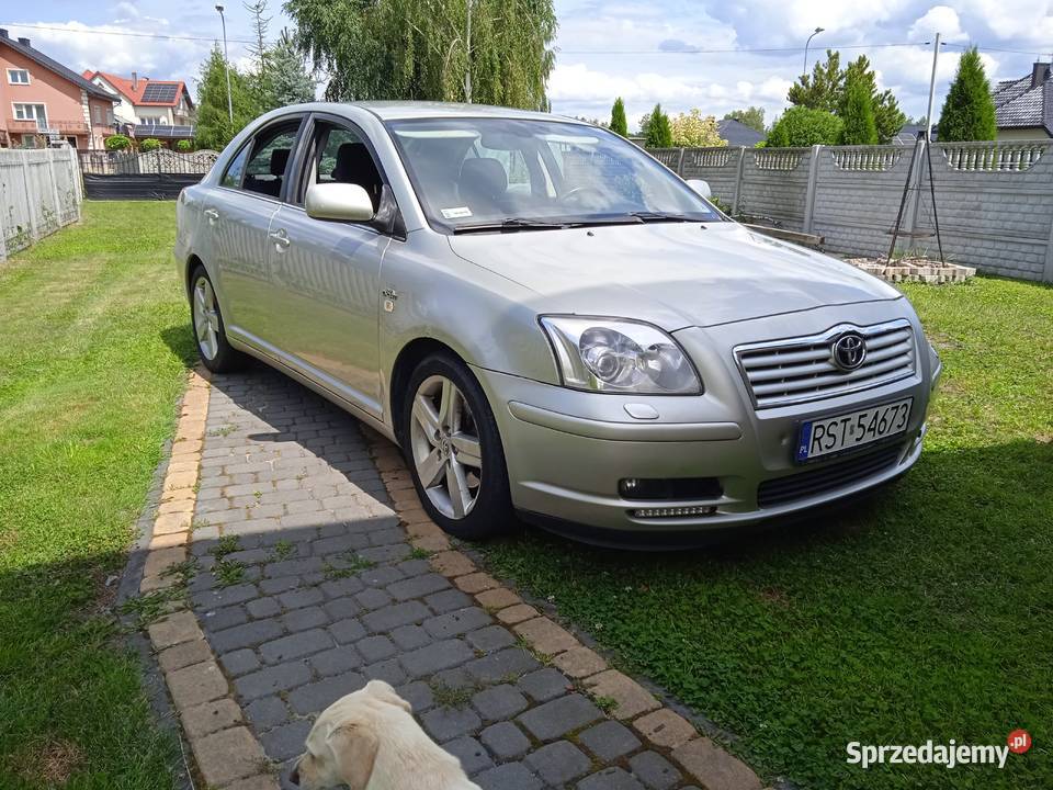 Toyota Avensis diesel ładny stan Rok produkcji 2005 Staszów