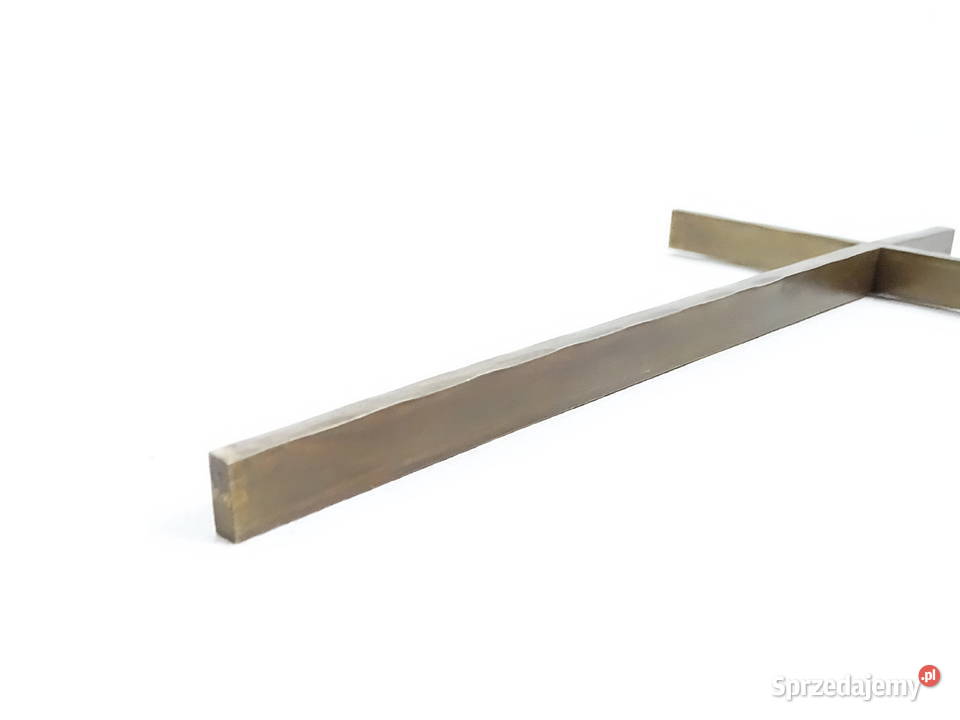 Mosiężny krzyż ścienny wiszący minimalistyczny Biłgoraj