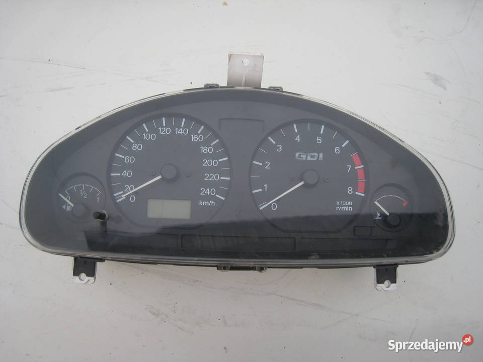 Zegary liczniki Mitsubishi Carisma 9604 benzyna Kraków