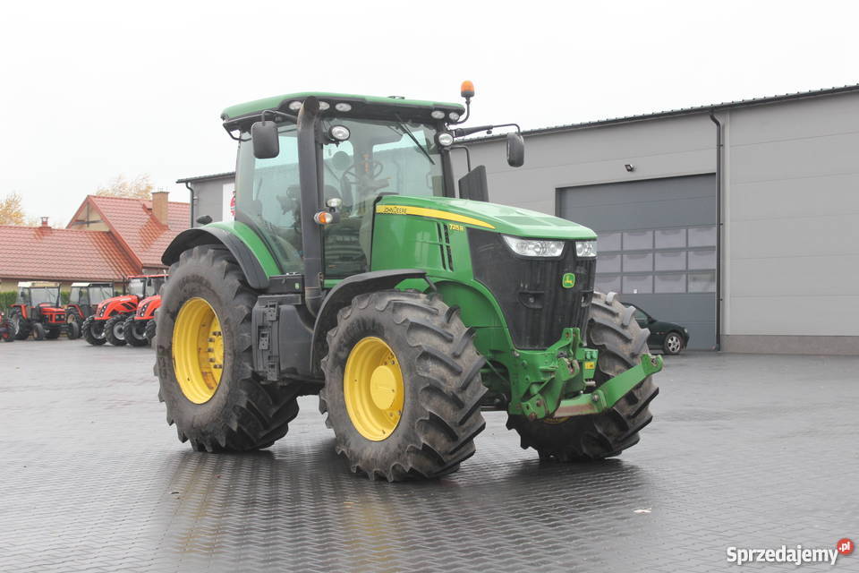 Ciągnik rolniczy John Deere 7215 R nowy nieuszkodzony