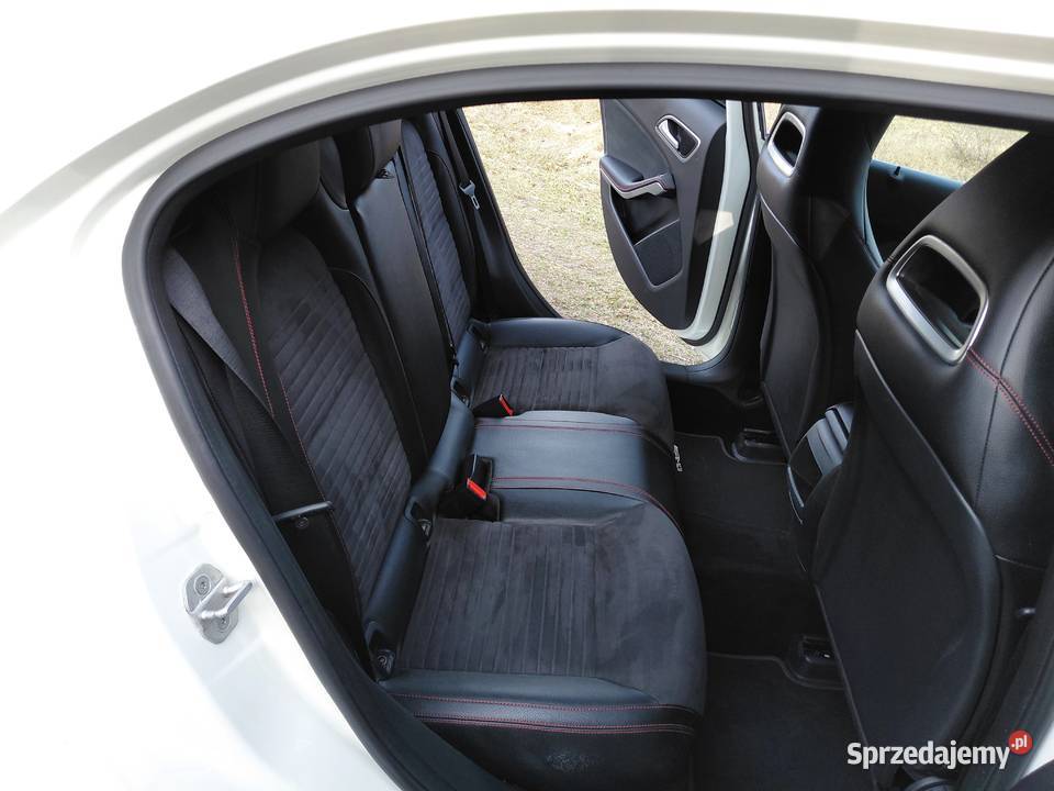 Mercedes Aklasa W176 AMG asystent parkowania Szamocin