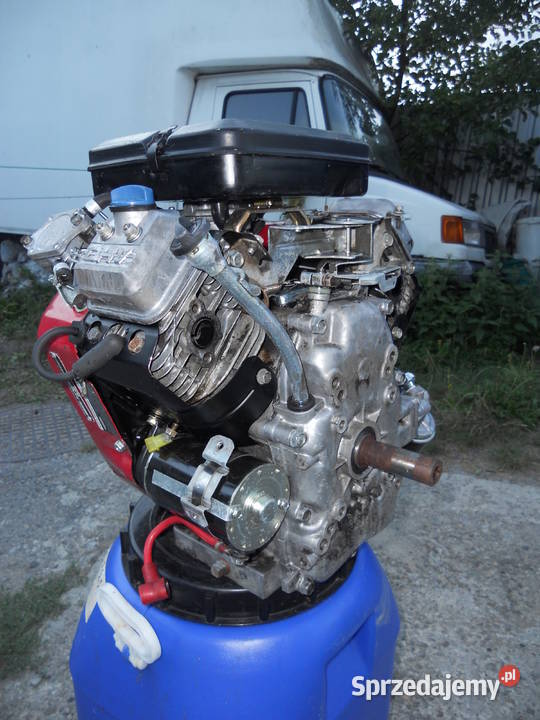 silnik briggsstratton 16 18 hp Twin x 2 idealny Zawada sprzedam
