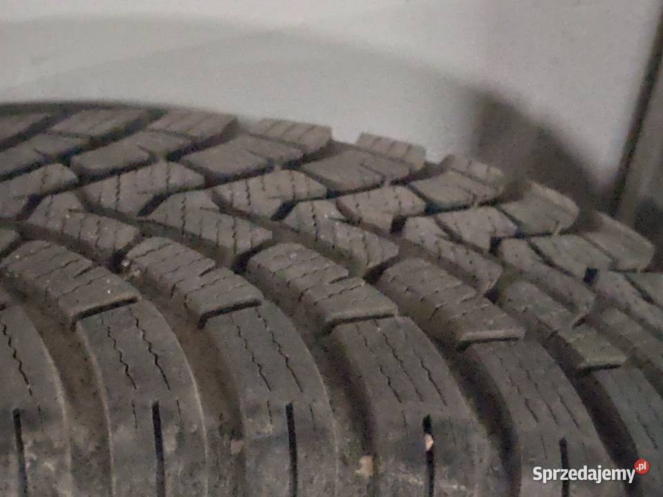 felgi 16 VW OE z oponami zimowymi Falken Warszawa