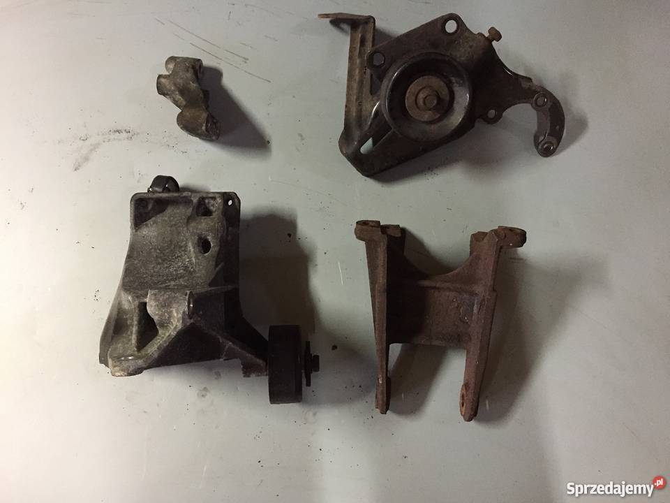 Łapa uchwyt silnika jeep wrangler XJ 25 benzyna osobowe sprzedam