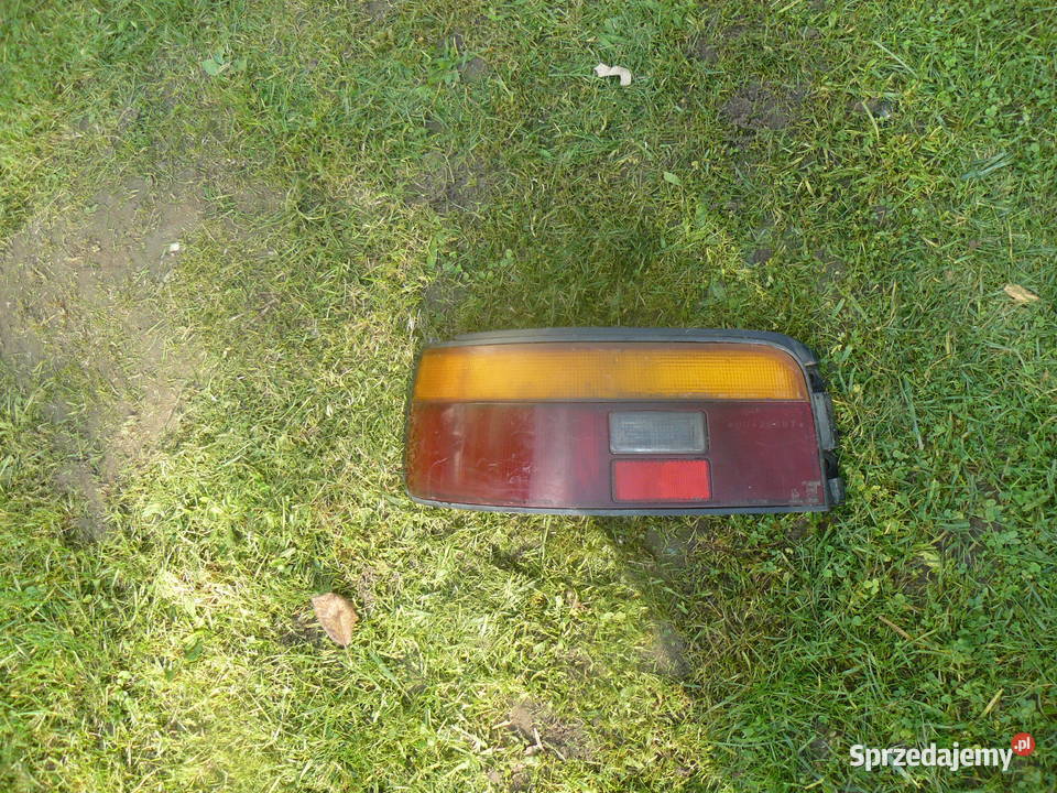 Lampa tylna lewa Toyota Corolla e6 hatchback małopolskie Kraków sprzedam