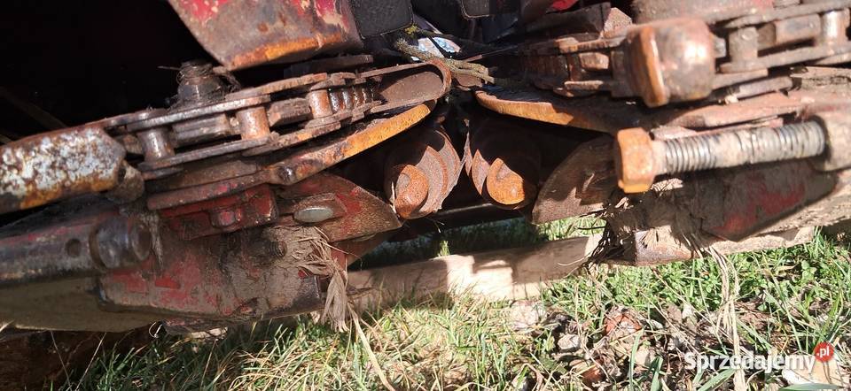 Przystawka 4 rzędowa do kukurydzy do kombajnu Pawłów sprzedam