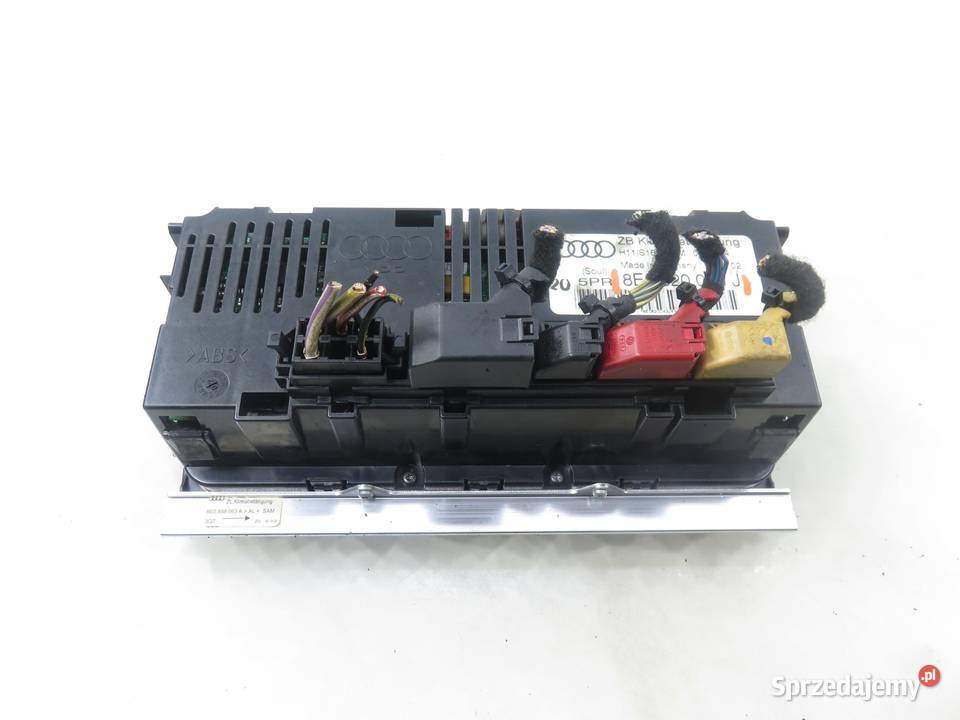 KLIMATRONIK AUDI A4 B6 8E0820043J osobowe