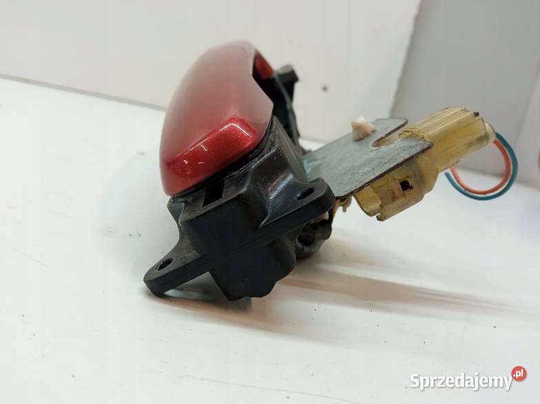 KLAMKA ZEWNĘTRZNA LEWA PRZÓD KEYLESS Suzuki Klamki