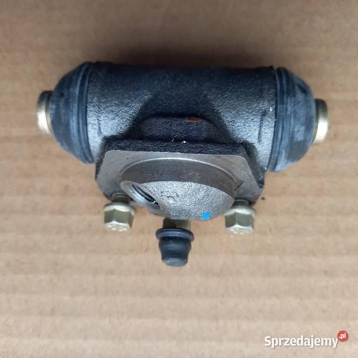 111364193BB2261BD Cylinderek hamulcowy Mondeo sprzedam