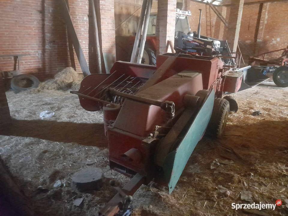 Prasa kostkująca Welger AP 42 Nowiny