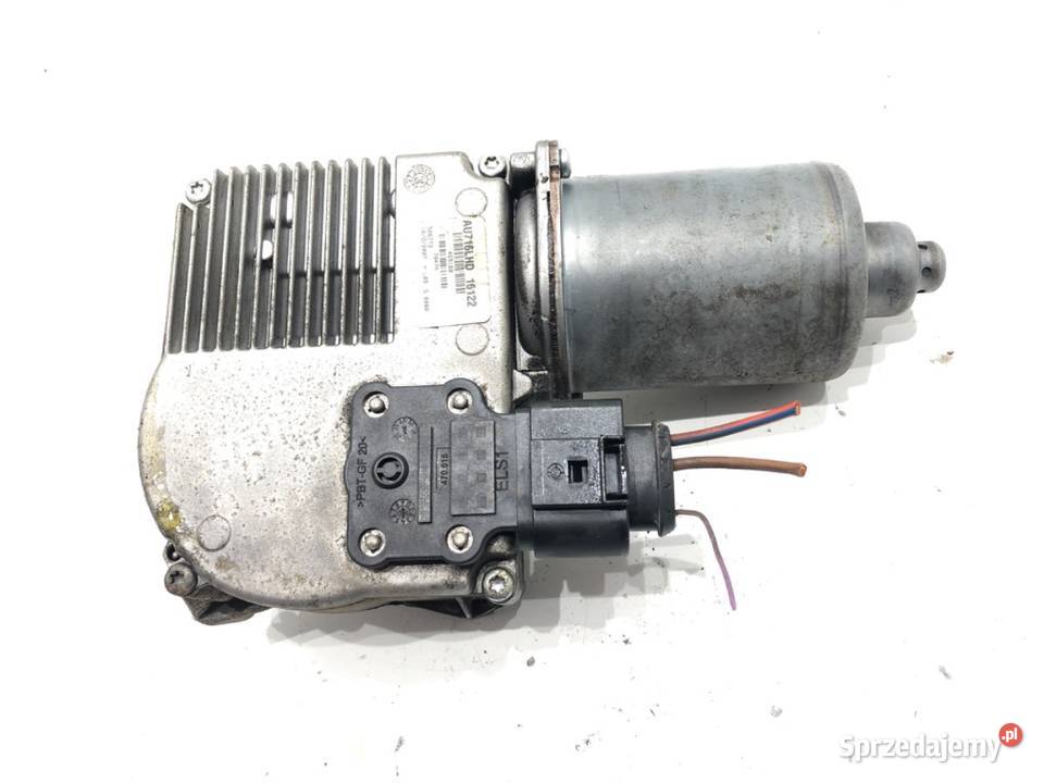 SILNICZEK WYCIERACZEK PRZÓD AUDI Q7 4L sprzedam