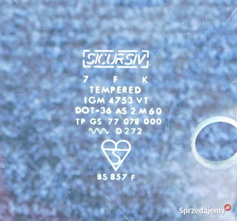 Tylna szyba uchylana prawa SICURSIV Fiat 126p osobowe małopolskie Tarnów