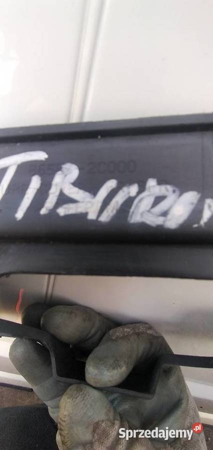 OSLONA PASA PRZOD 865832c000 HYUNDAI TIBURON Rok produkcji 2005 dolnośląskie