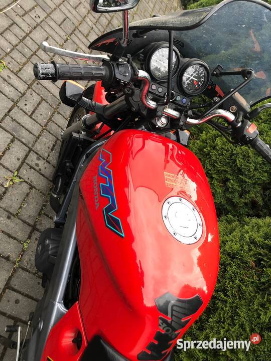 Honda NTV 650 Revere Lift Deauville