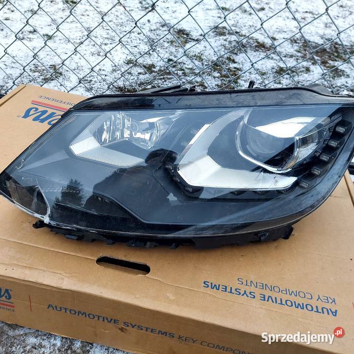 Sprzedam reflektor na części Sharan 7N 7N1 941 Lampy przednie