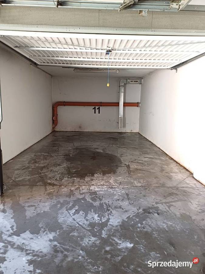Garaż zamykany 18 m boczna Grabiszyńskiej 18m2 dolnośląskie Wrocław sprzedam