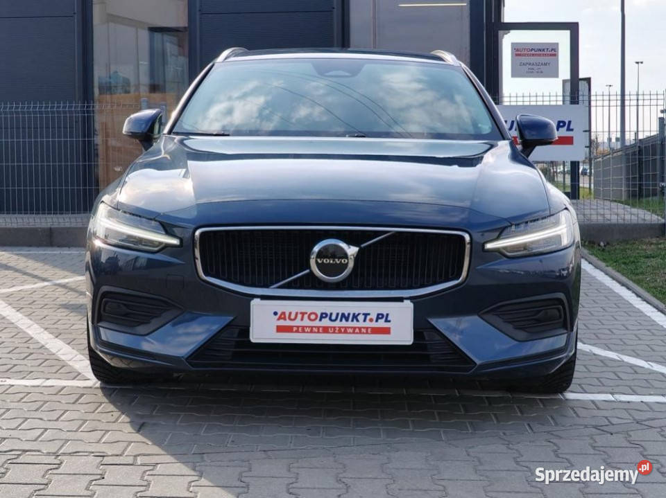 Volvo V60 2022r FV23 bezwypadkowy Skóra Poznań sprzedam