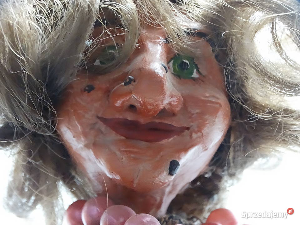 Duża Lalka Czarownica Baba Jaga Na Miotle sprzedam