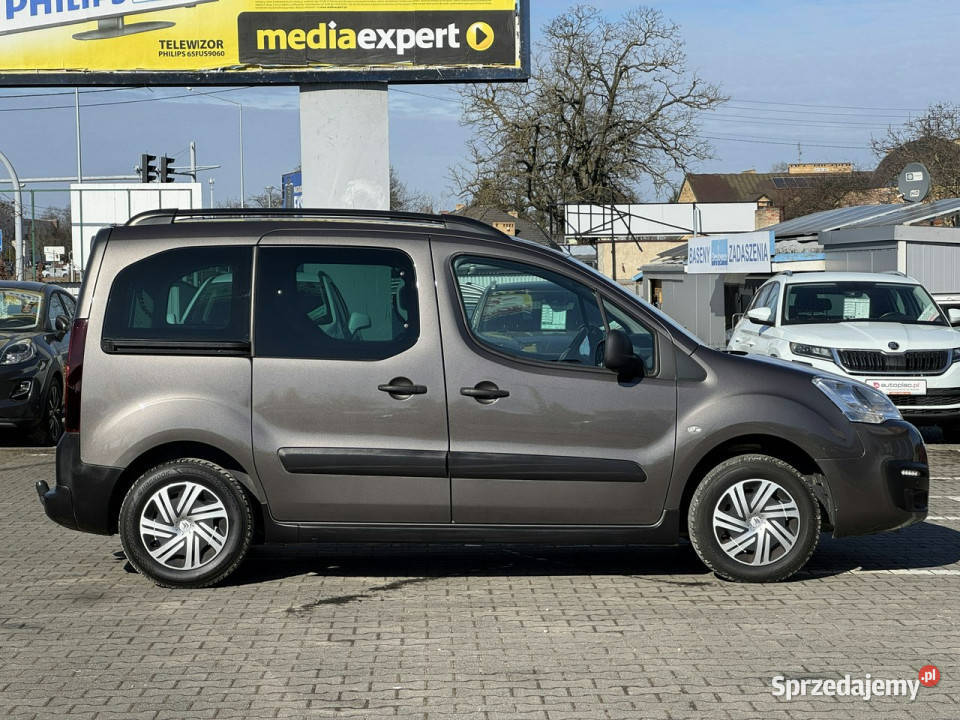 Citroen Berlingo światła przeciwmgielne Suchy Las sprzedam