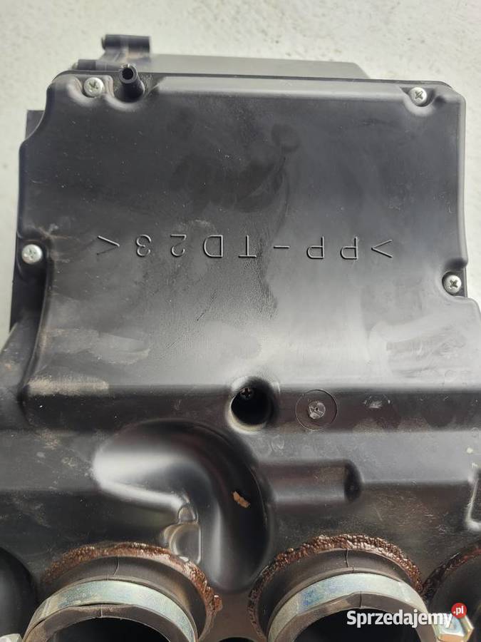YAMAHA FJR 1300 2016 AIRBOX WLOT POWIETRZA Nowy Tomyśl