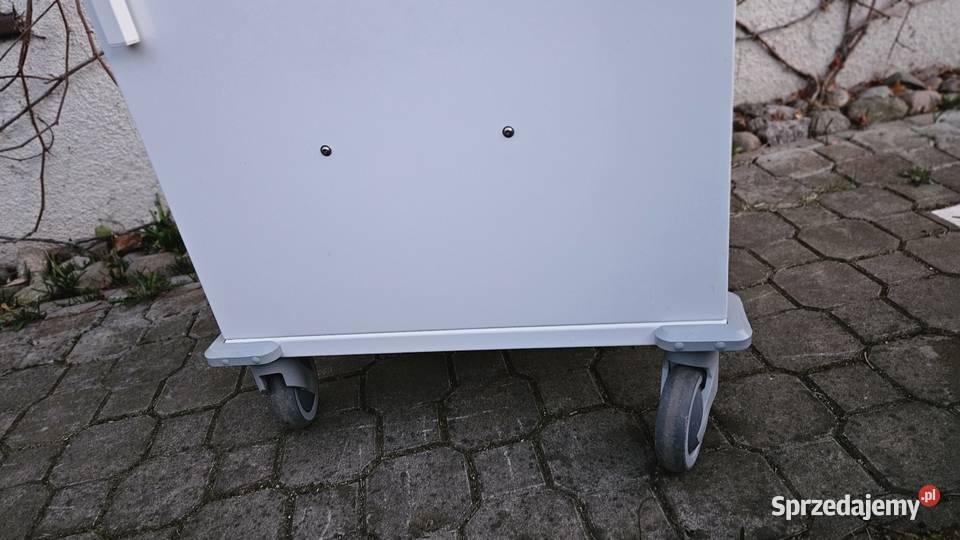 szafka narzędziowa metalowa na kolkach Wyszecino sprzedam