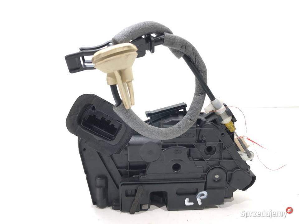 ZAMEK DRZWI LEWY PRZÓD VW GOLF VII Hatchback