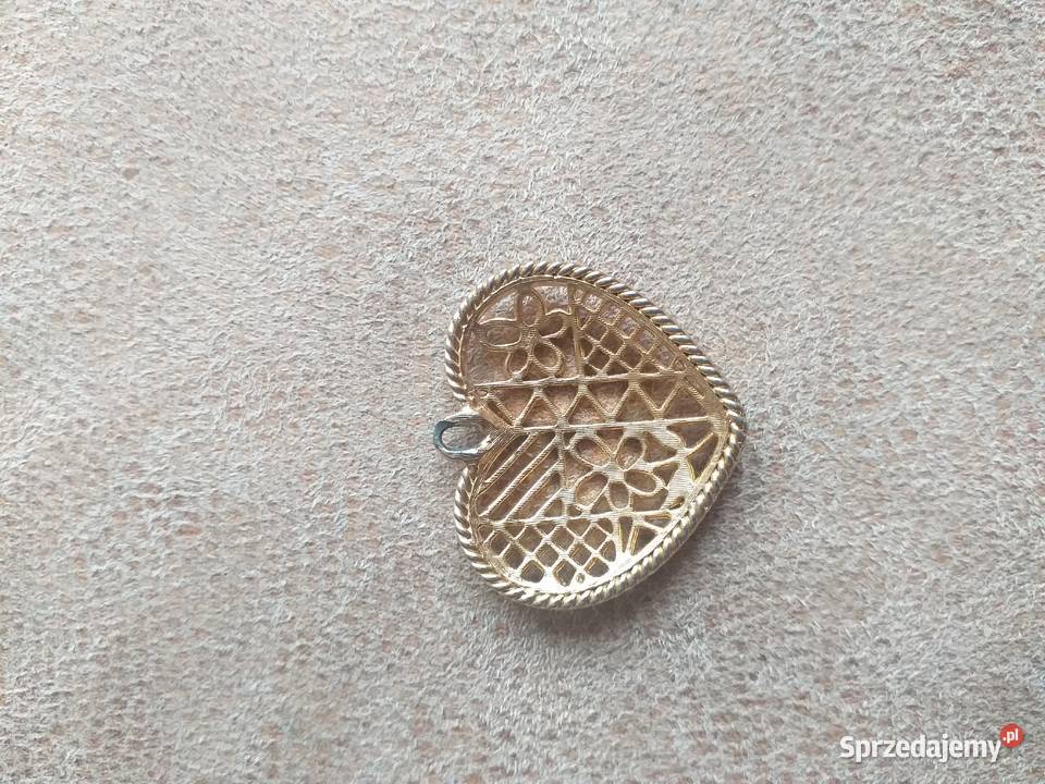 zawieszka naszyjnik serce kwiatki świętokrzyskie Sandomierz