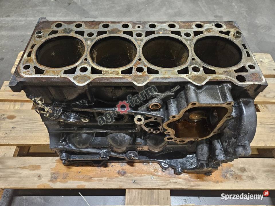 Blok silnika Holland T5100 T5110 T5120 Rolnictwo Byków