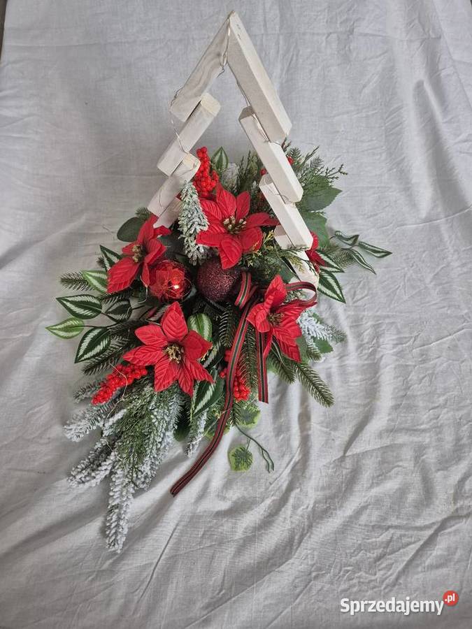 Świąteczna dekoracja nagrobna